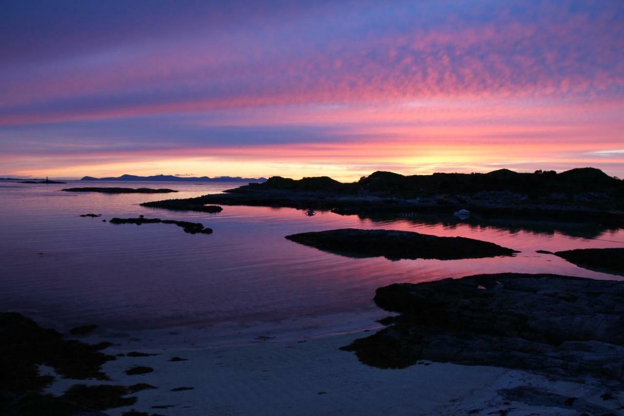 Superior Cottage With Sea View In Senja Senjehesten Bagian luar foto